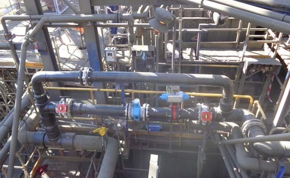 Instalación de tuberías para el sector minero